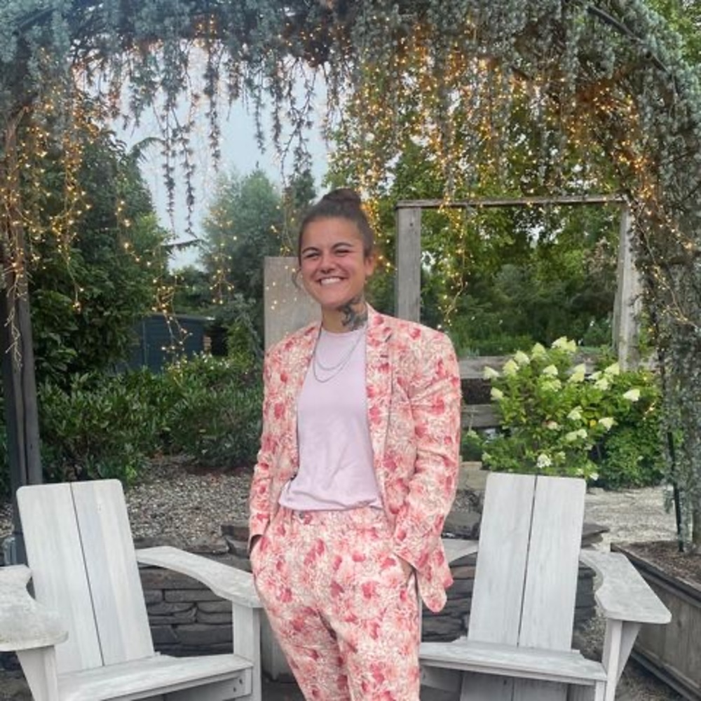Meet your Posher, Vicky